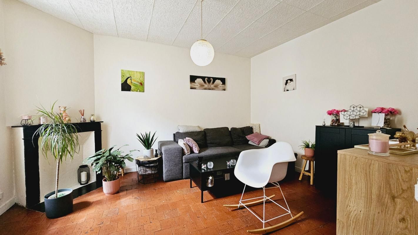 BOURGES BOURGES CENTRE MAISON DE 58.50 M² 3 PIECES 2 CHAMBRES 4