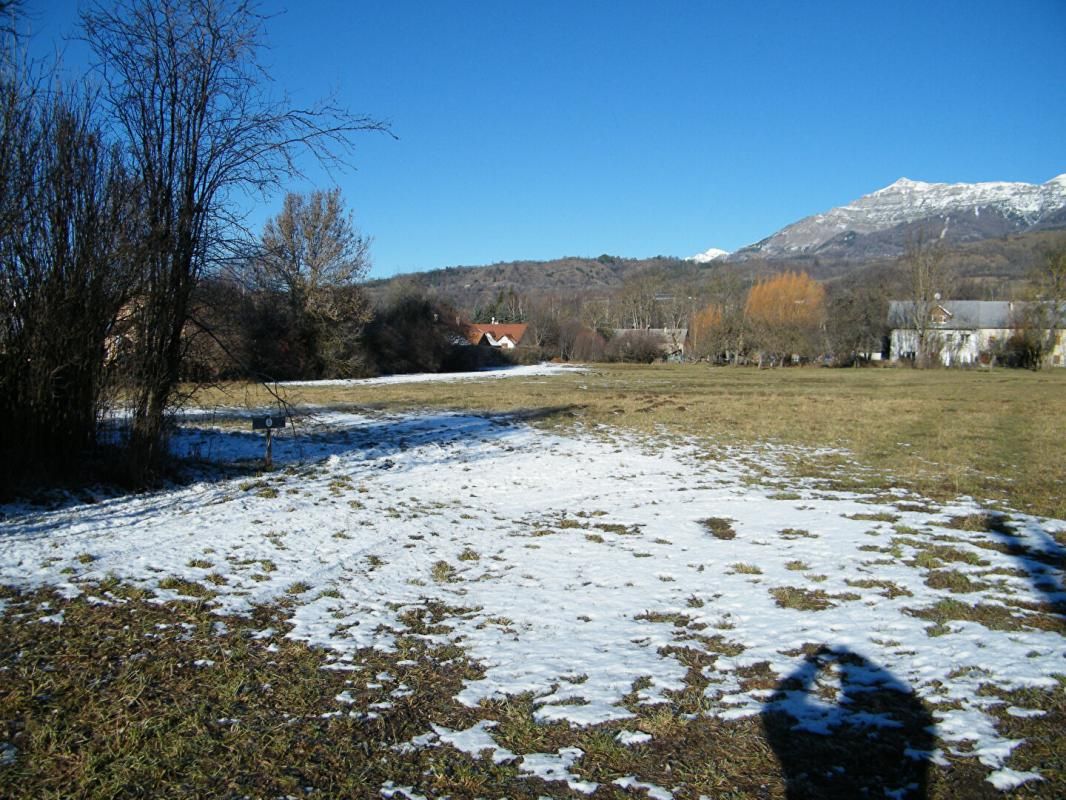 CHABOTTES Terrain Chabottes 535m2 2
