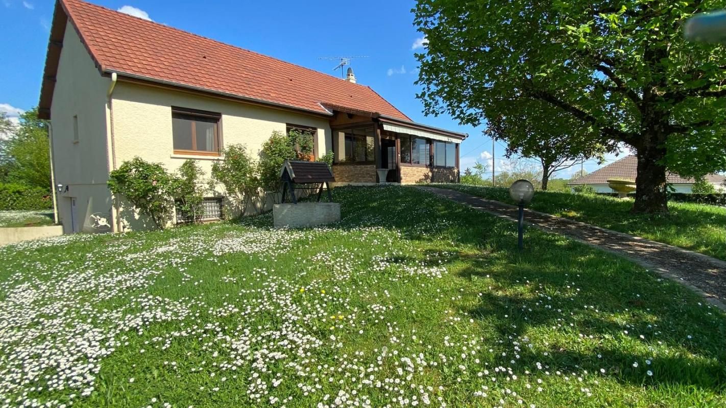 SAINT-LEGER-DES-VIGNES Belle Maison Saint Leger Des Vignes 4 pièce(s) 85 m2 1
