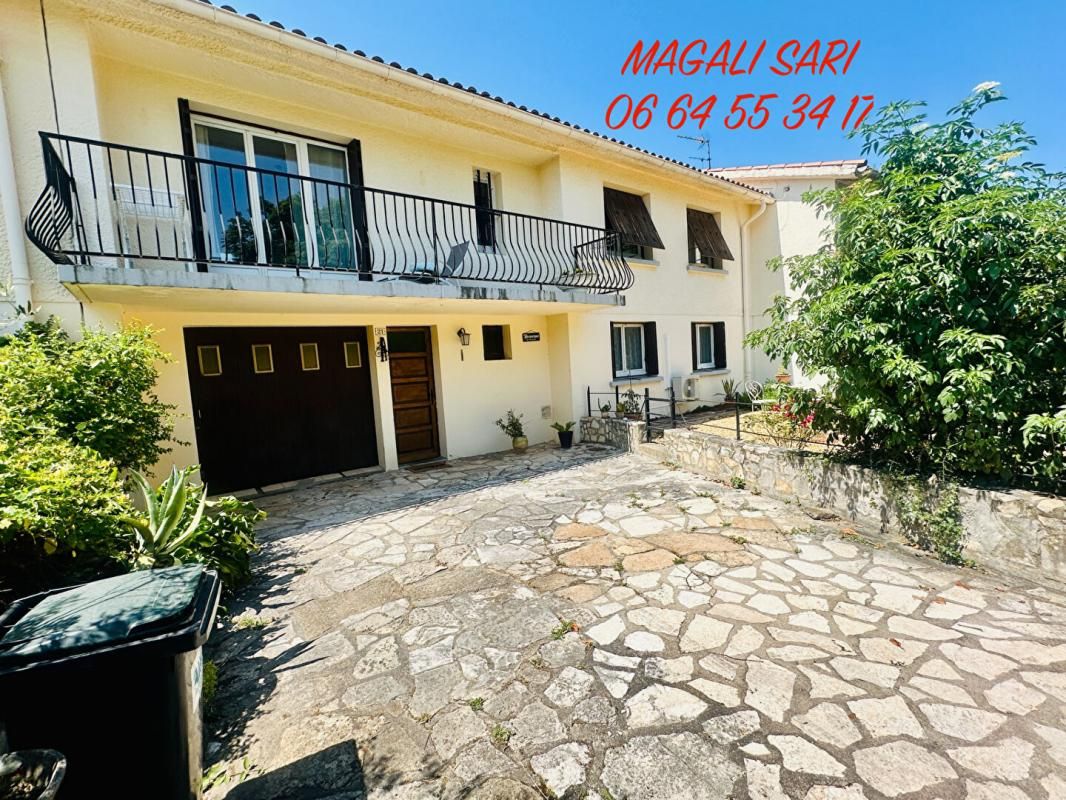 Maison Ales 7 pièce(s) 132 m2