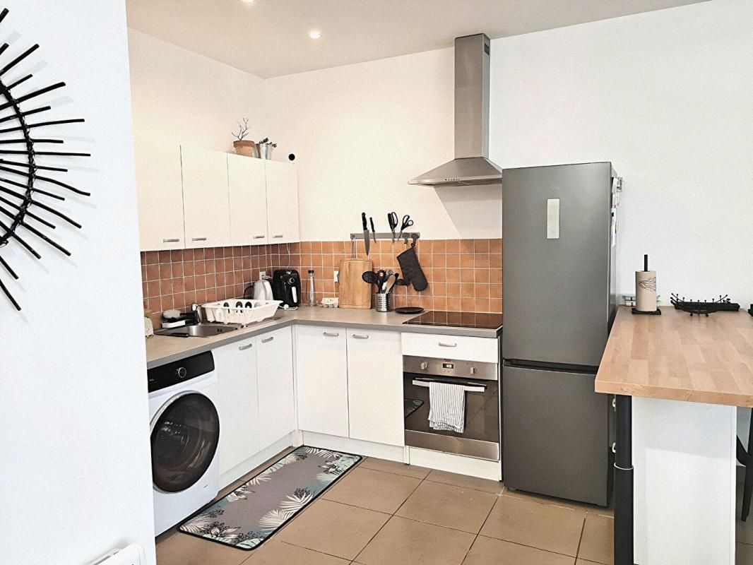 VIDAUBAN APPARTEMENT T3 RÉNOVÉ COEUR DE VIDAUBAN REZ-DE-CHAUSSÉE 2