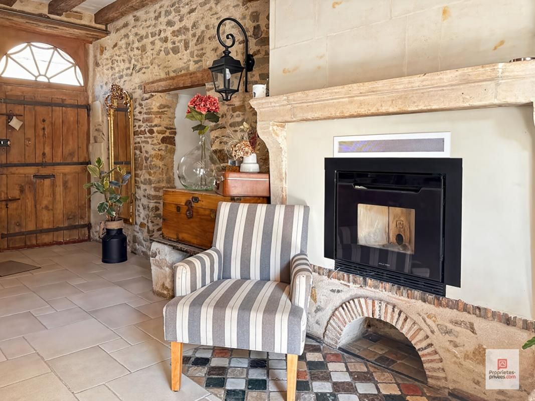SAINT-DENIS-D'ANJOU Maison Saint Denis D Anjou 5 pièce(s) 131 m2 4