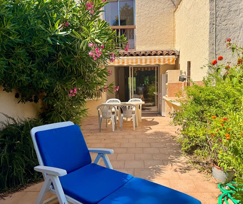 LE LAVANDOU Mazet trois pièces à vendre aperçu mer à la fossette au lavandou 2