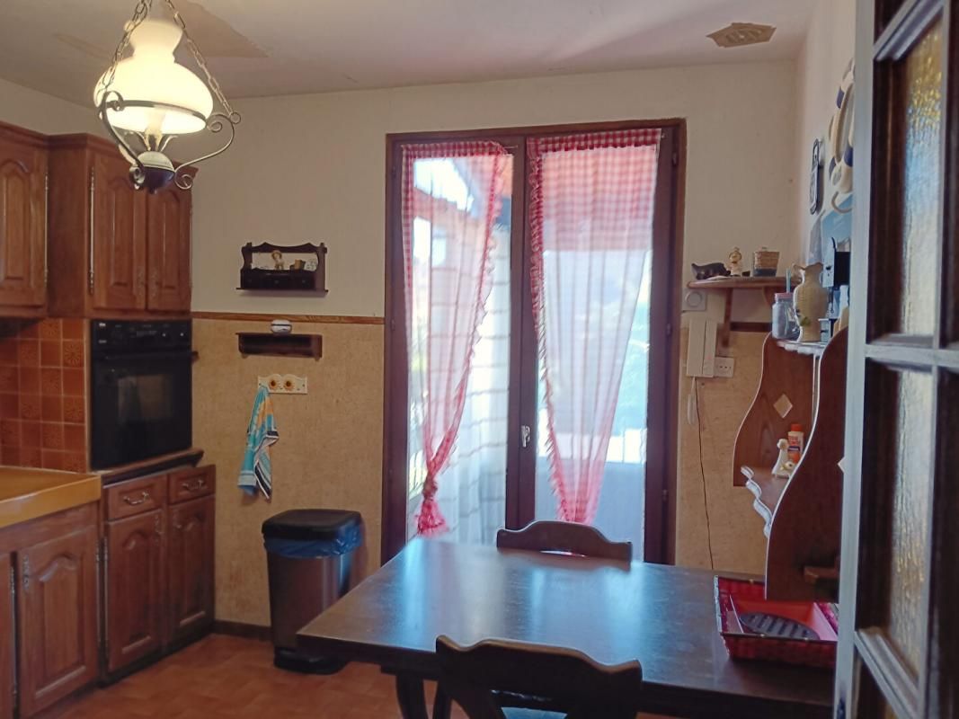 LE MUY Maison Le Muy 6 pièce(s) 143.31 m2 4