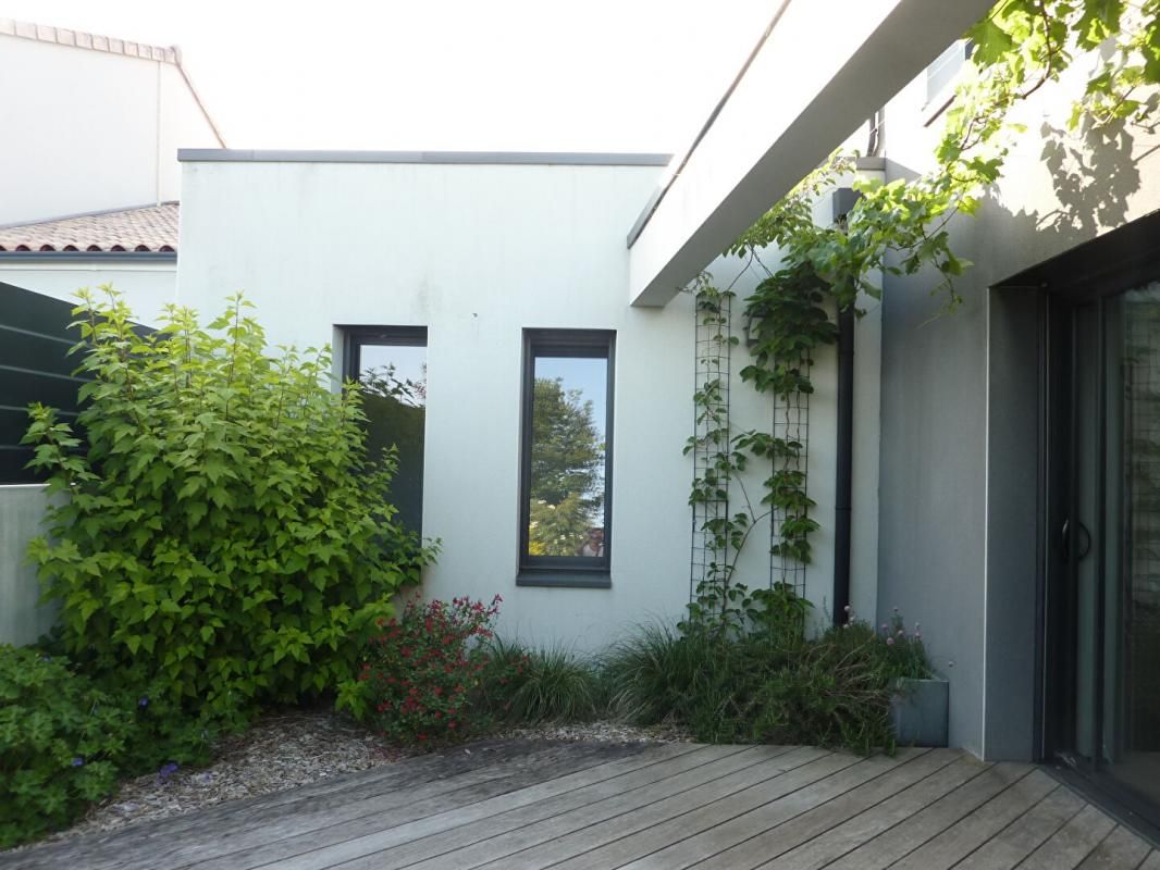 Maison La Tessoualle 192 m2