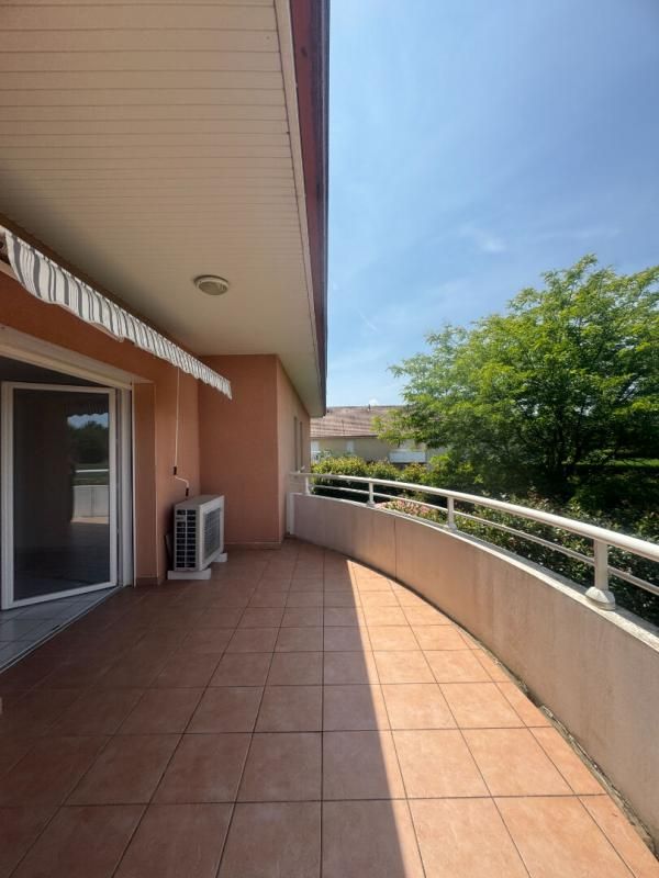LESCAR Appartement Lescar 2 pièce(s) 46.28 m2 3