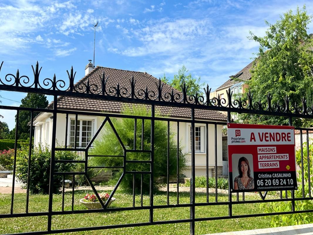 Maison Noyon 4 pièce(s) 97 m2 - Terrain 901m² - Sous-sol