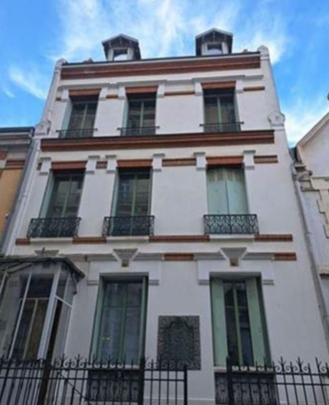 VICHY Appartement 4 pièce(s) 2