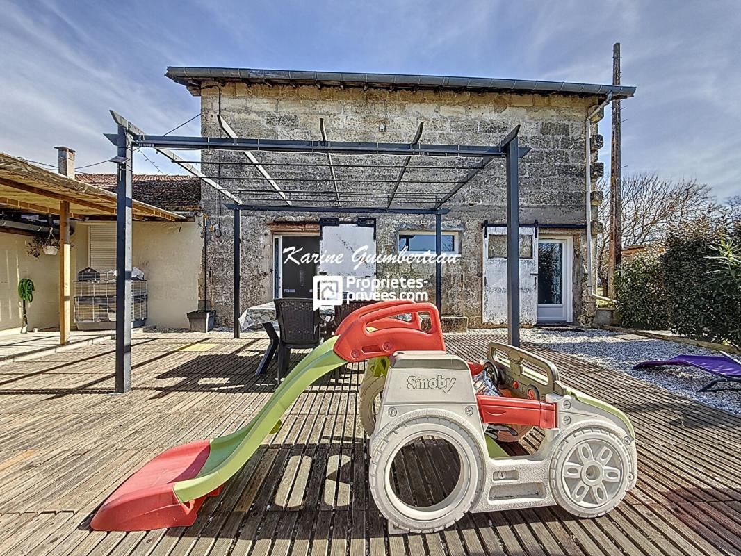 Maison en pierre 182 m² + jardin St Denis de Pile