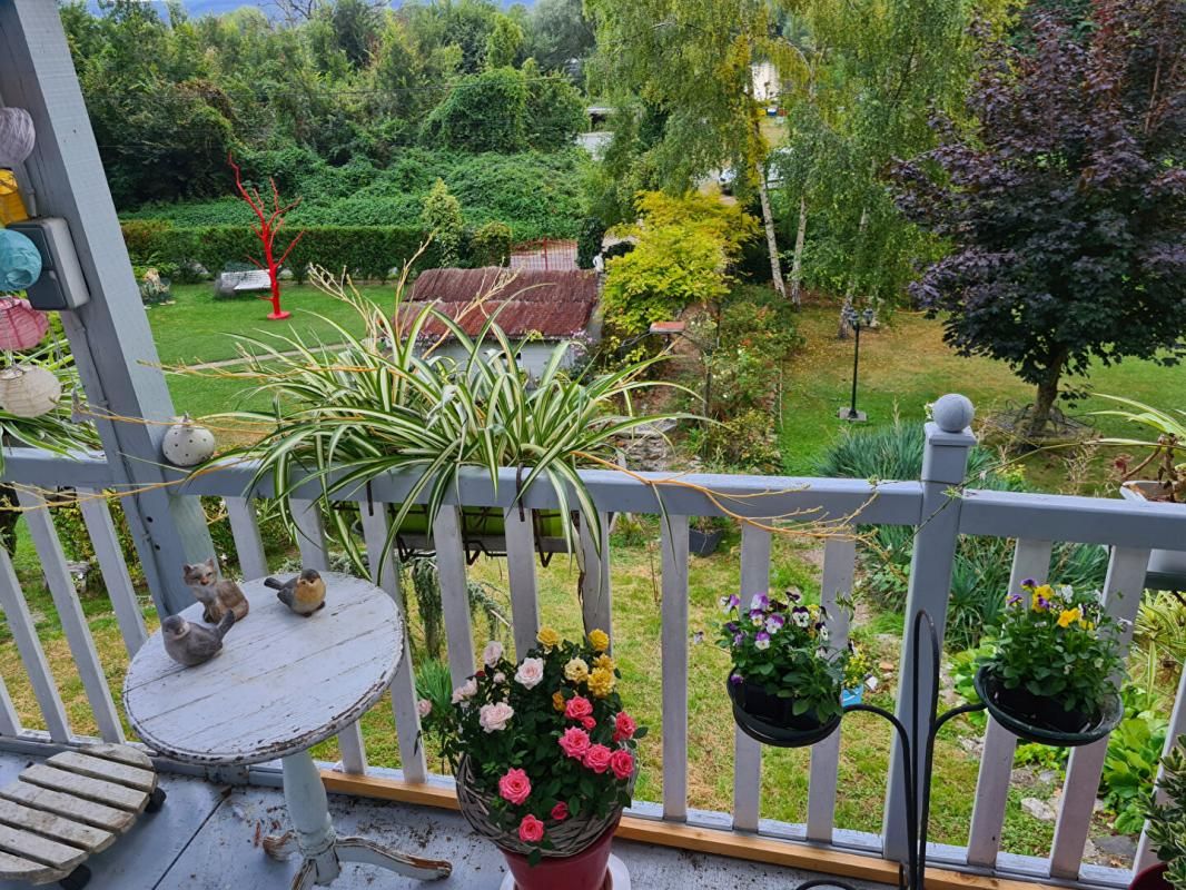 BERNIERES-SUR-SEINE Tosny - Maison avec vue sur Seine de 110 m2 - Trois chambres- sur un terrain clos de 8.242 m2 - Prix : 201.000 3