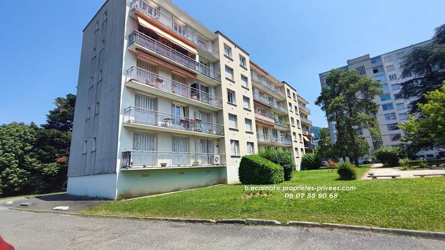St MARTIN D'HERES APPARTEMENT 4 PP dont 3 chambres
