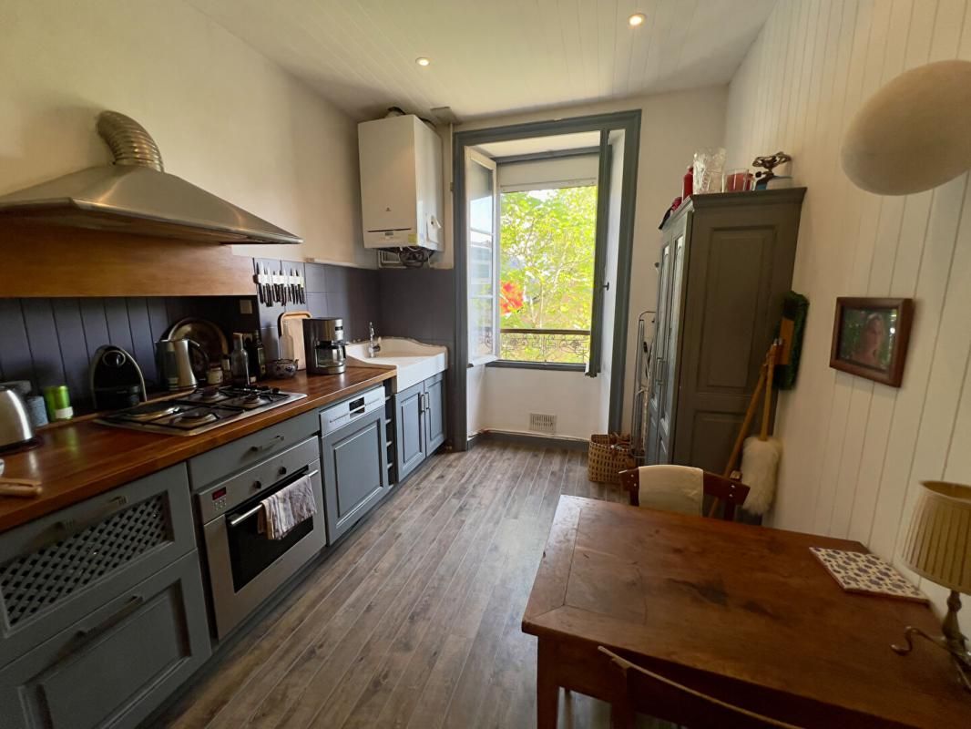 VANNES Centre ville - Appartement 3 pièces 86 m2 - Charme de l'ancien, espace et lumière 3