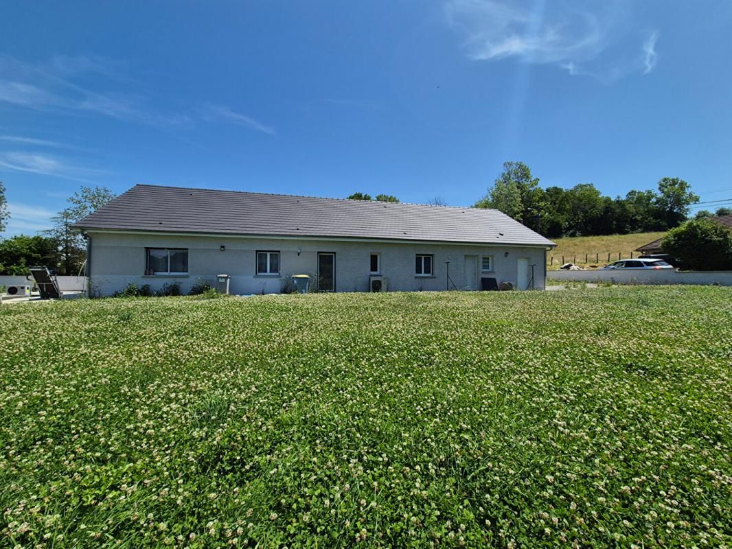 PLAINOISEAU Maison Plainoiseau 160 m2 1