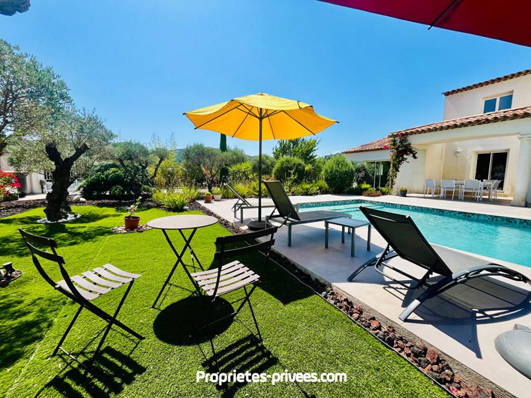 FREJUS Villa Frejus 6 pièce(s) 185 m2 2