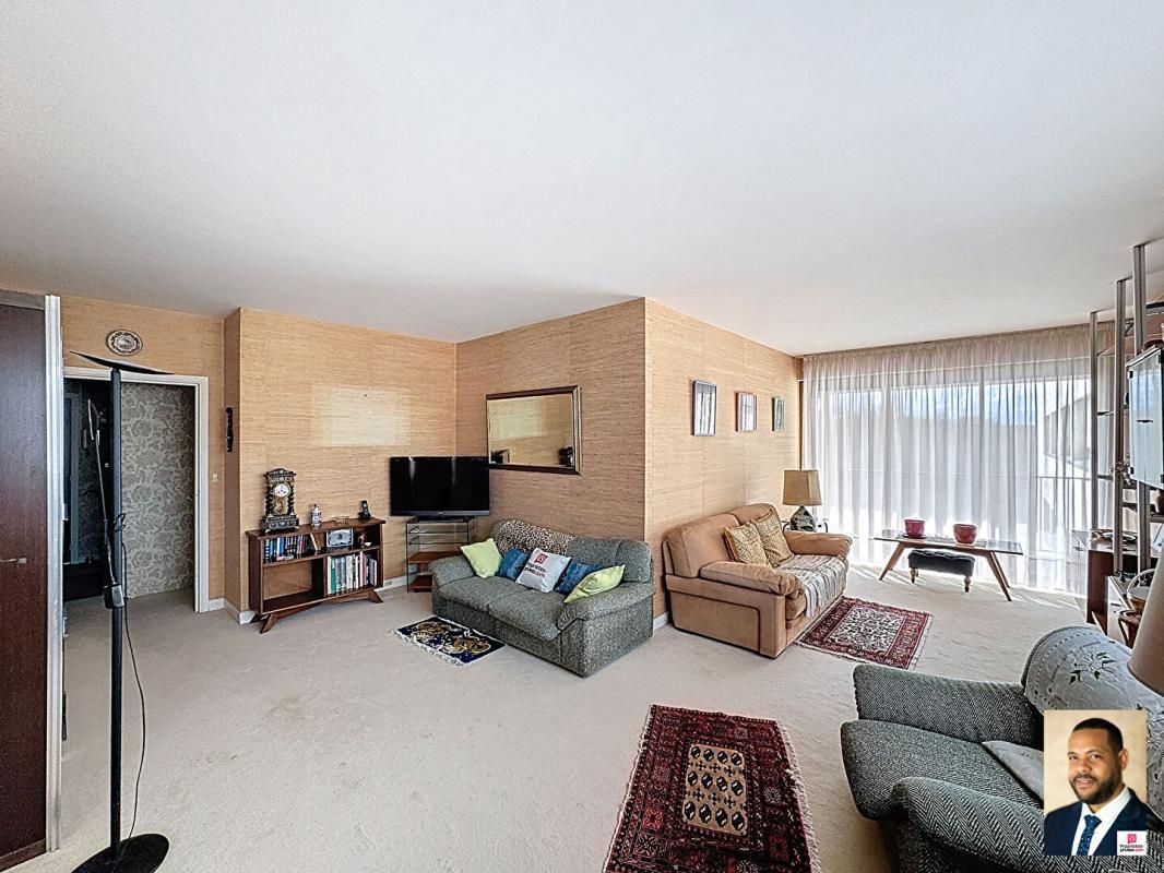 POISSY Appartement Poissy 3-4 pièce(s) 77 m2/parking/cave/balcon 2