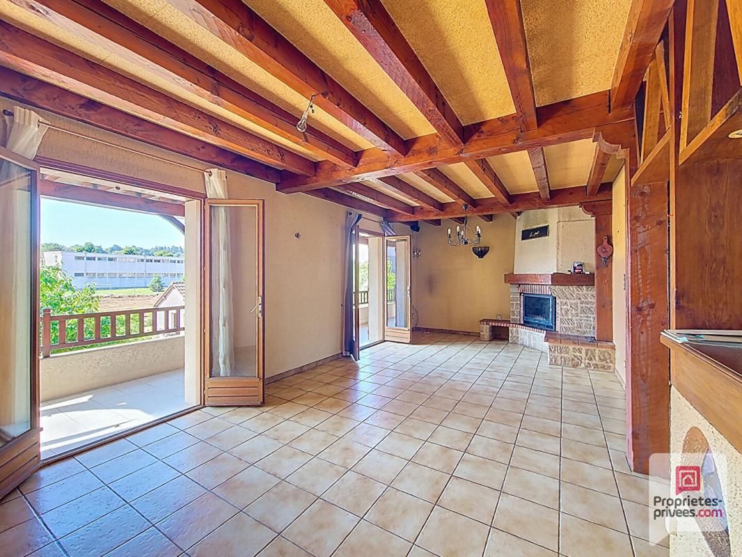 BRIVE-LA-GAILLARDE Vaste Maison-Brive Ouest-7 pièces 3
