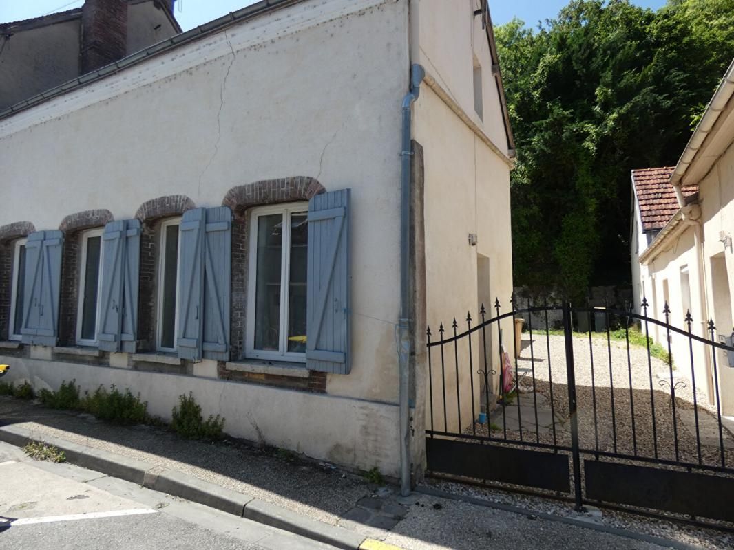 IVRY-LA-BATAILLE Immeuble de rapport 2