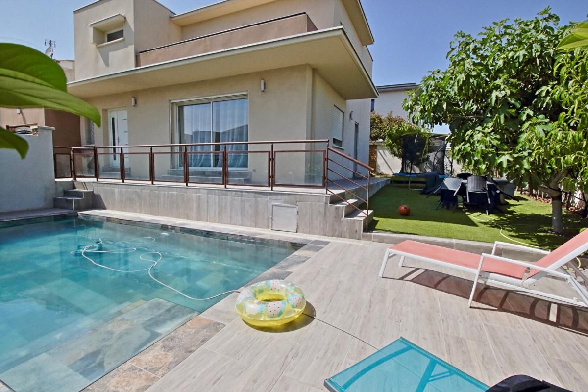 MONTARNAUD Maison 6 pièces 135 m2 sur terrain de 415 m2 avec piscine 2