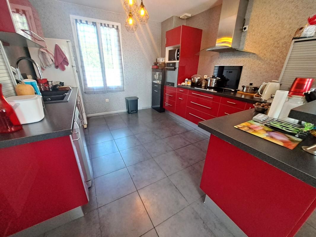 LA CHAPELLE Maison de plain-pied - 3 chambres - 92m2 4