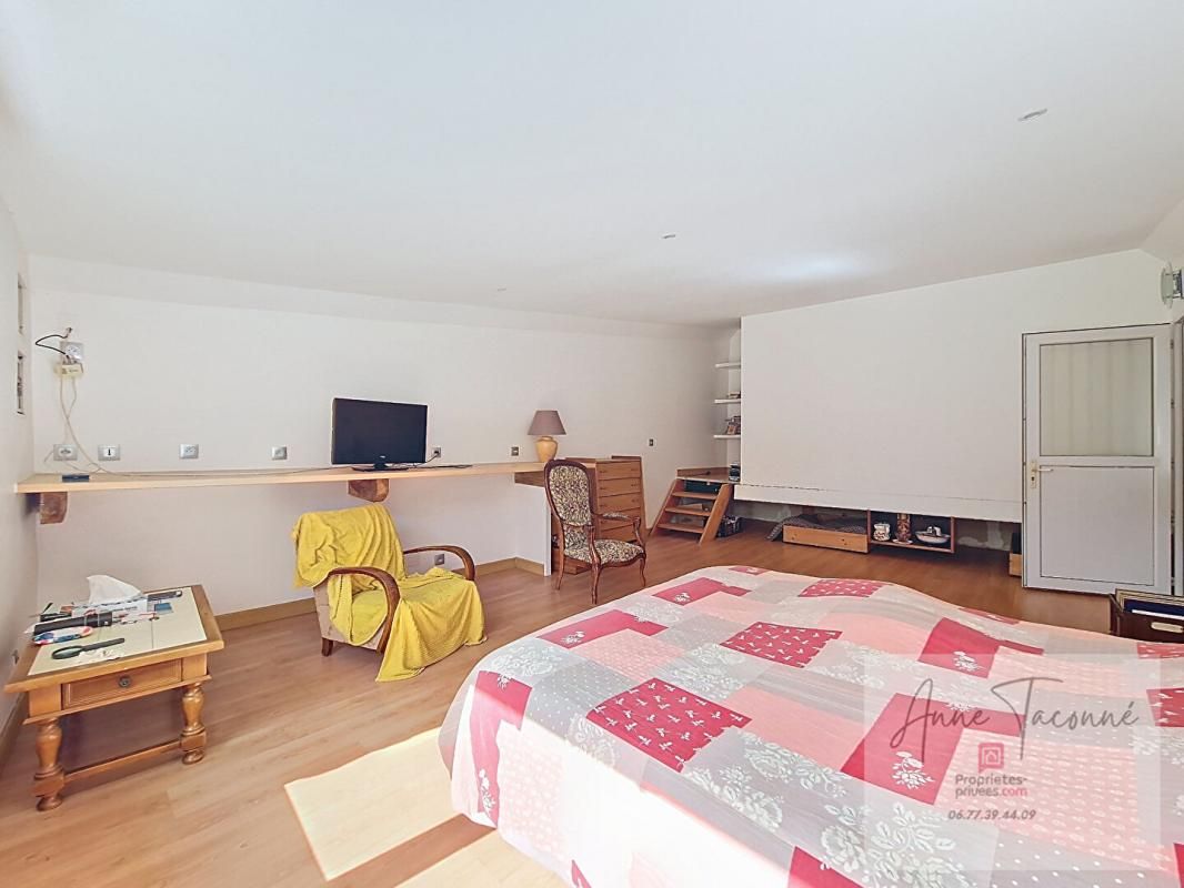 MEREVILLE Maison 3