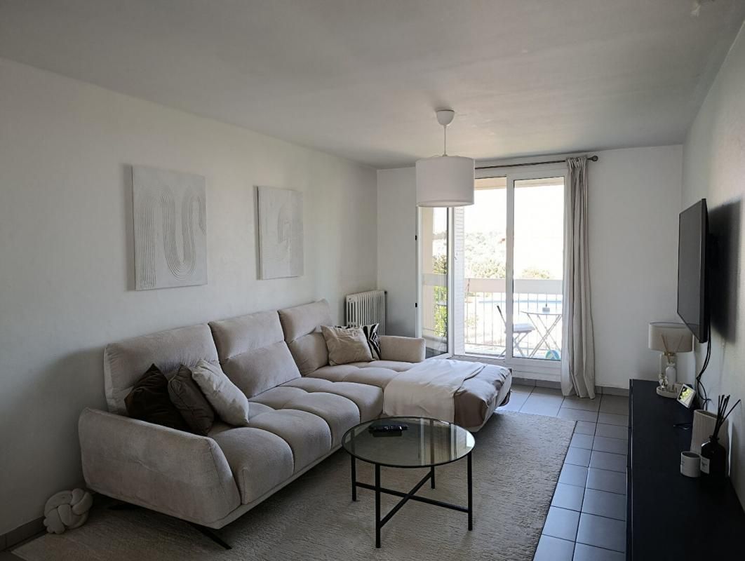 MARSEILLE-11E-ARRONDISSEMENT Appartement Marseille 3 pièce(s) 68 m2 3