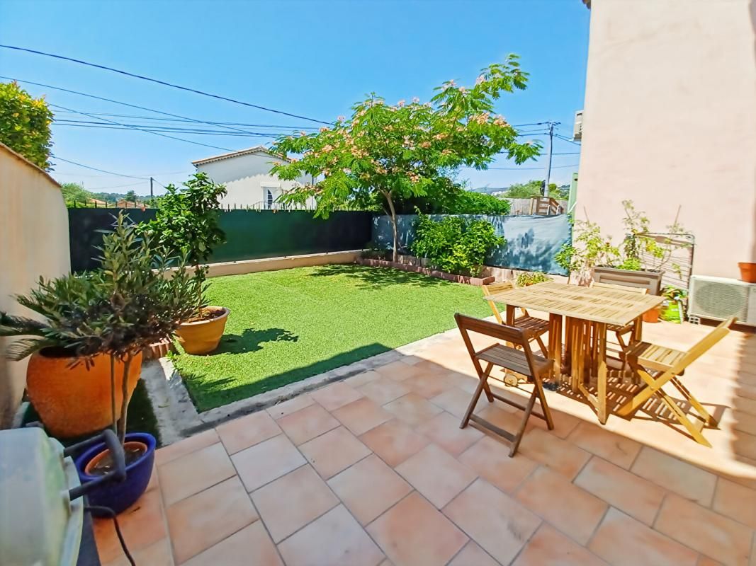 GRASSE Belle villa mitoyenne 4 pièces 90m² proche pénétrante 2