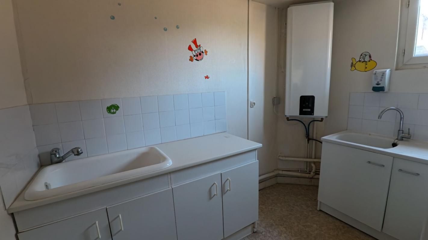 DIEPPE Appartement T2 79m2 - à rénover - Dieppe, Rue de la République 3
