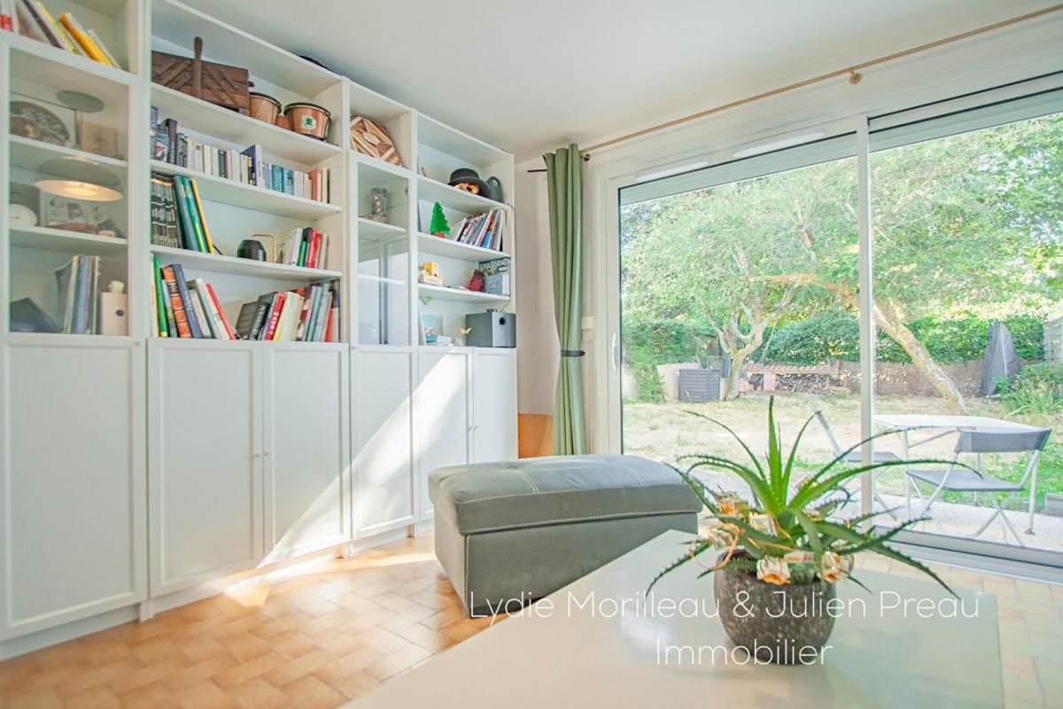 REZE Maison 6 pièces (111 m²) 1