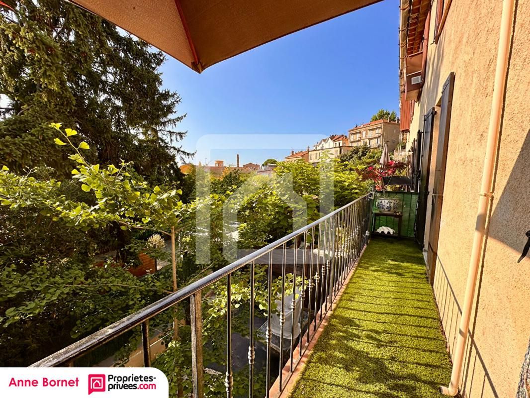Appartement 3 pièces 60 m2, 2 balcons, 2 parkings privatifs, sans charges de copropriété