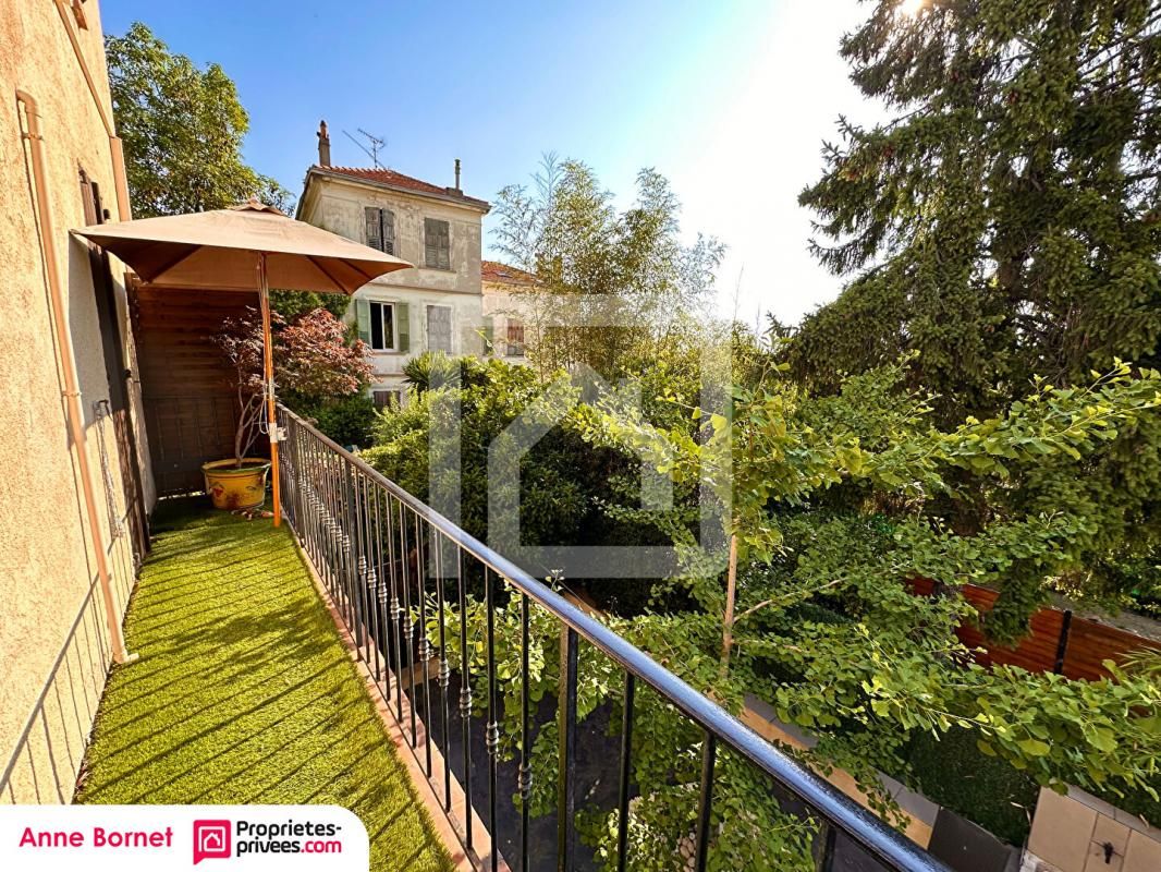 GRASSE Appartement 3 pièces 60 m2, 2 balcons, 2 parkings privatifs, sans charges de copropriété 2