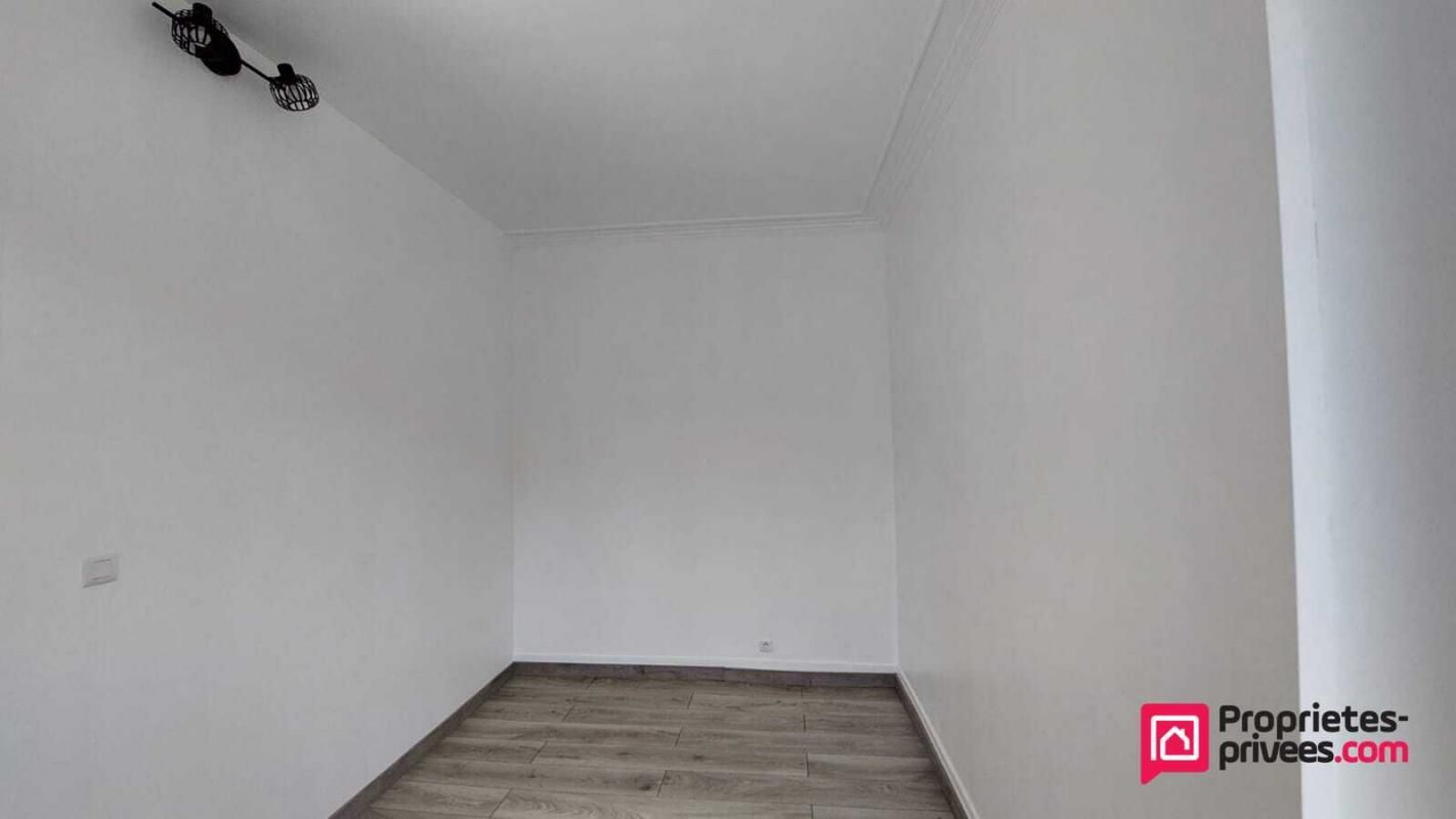CORBEIL-ESSONNES Appartement 2 pièces 32m2 entièrement rénové 4