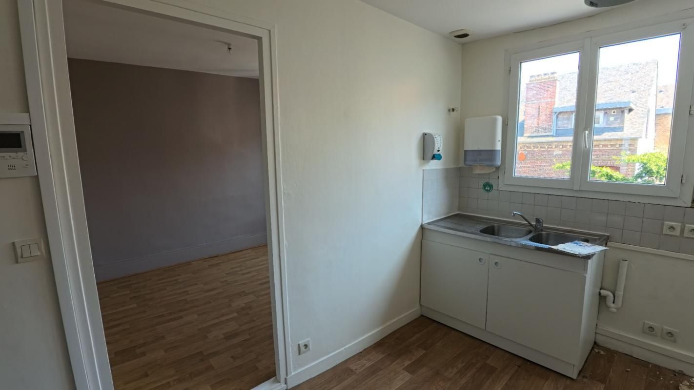 DIEPPE À vendre - Appartement de 36.9m² à rénover - Dieppe, Rue de la République 2