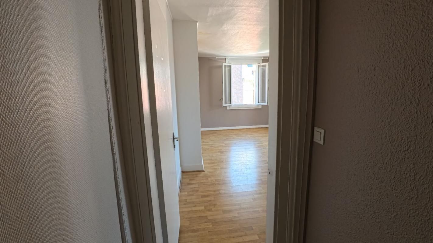 DIEPPE À vendre - Appartement de 36.9m² à rénover - Dieppe, Rue de la République 4