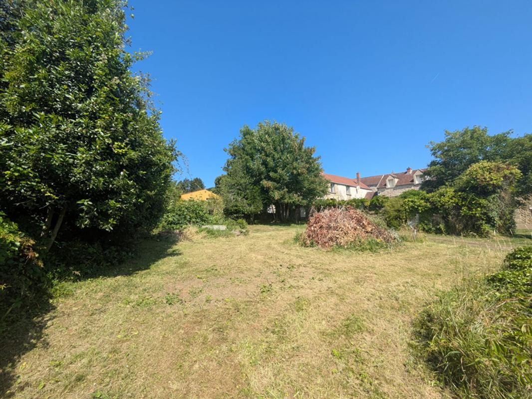 JAMBVILLE EXCLUSIVITÉ PROPRIÉTÉS-PRIVÉES: Terrain constructible sur Jambville 1