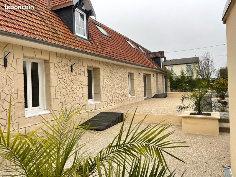 Longère rénovée avec studio indépendant à Neuville-lès-Dieppe
