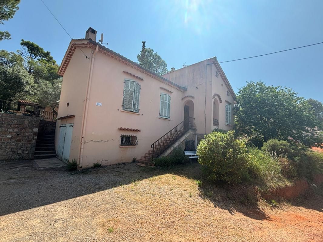 Maison Villecroze 8 pièce(s) 135 m2
