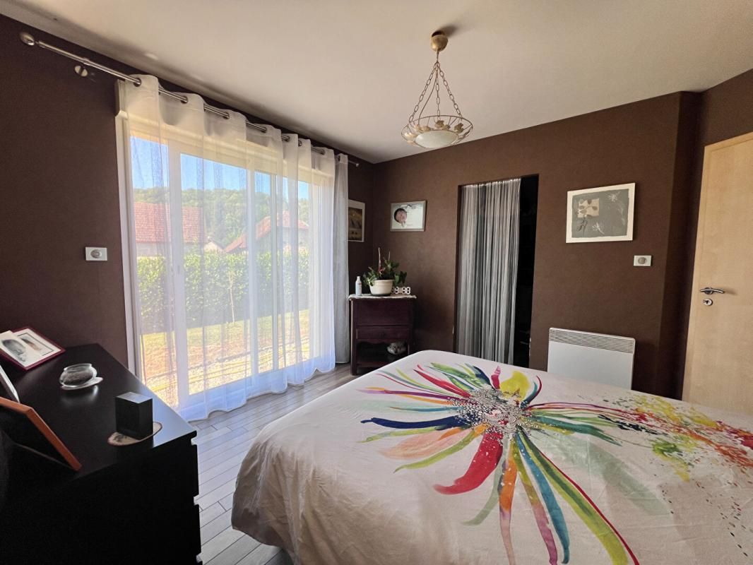 OISELAY-ET-GRACHAUX 70700 - OISELAY ET GRACHAUX - 123 m2 - 3 chambres - Prix : 260000 honoraires charge vendeur 4