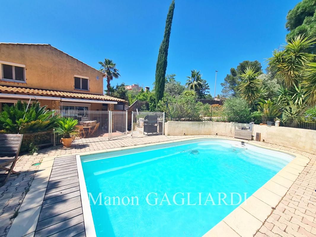 VILLA T6 AVEC DEPENDANCES- PROCHE BRUSC AVEC PISCINE