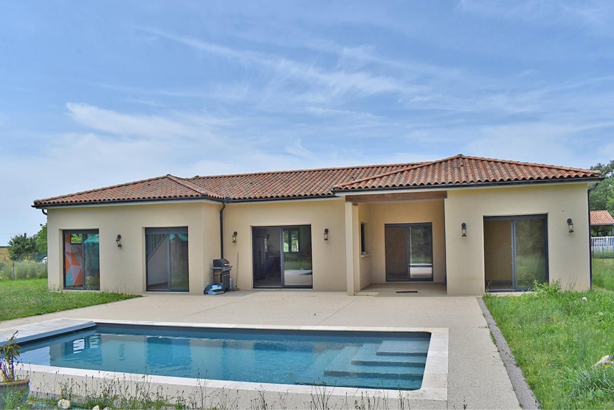 Maison Archignac 5 pièce(s) 147 m2