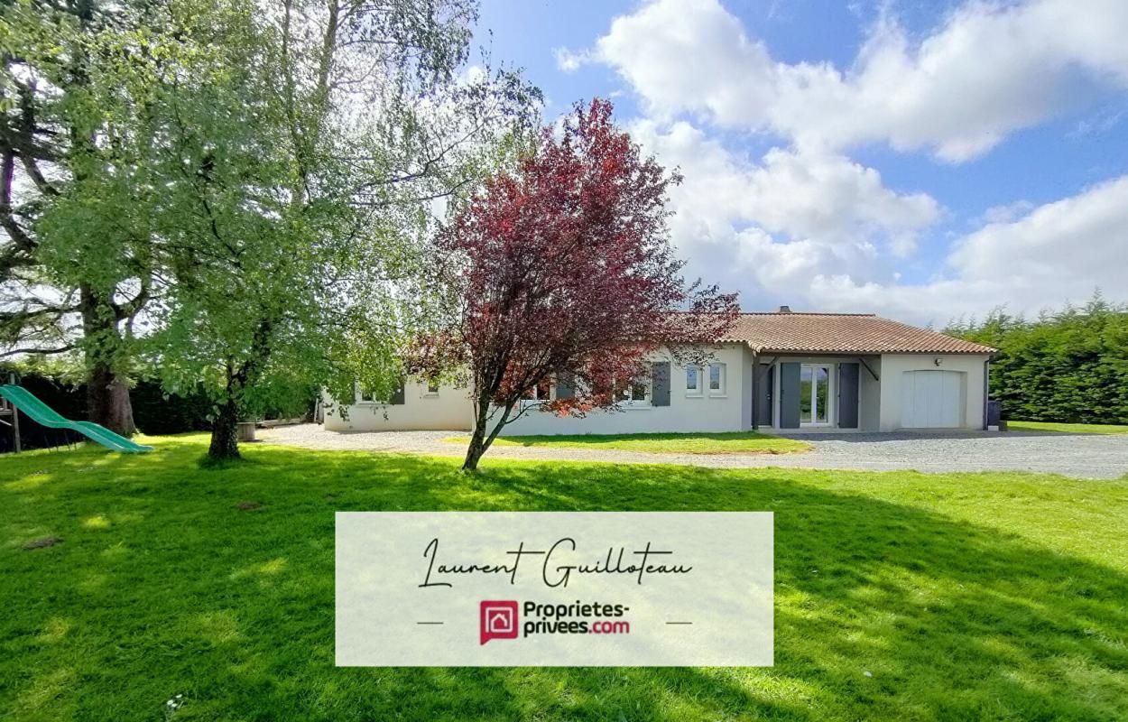 Maison secteur St Laurent sur Sèvre 6 pièces 154 m2