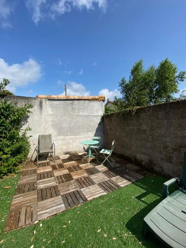 NANTES Appartement Nantes 5 pièce(s) avec jardin et locale commercial au rdc 2
