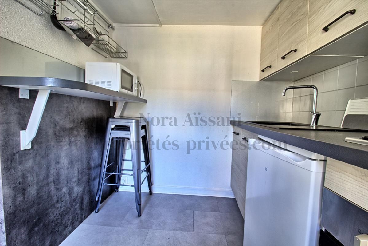 DOLE À vendre ? Charmant Triplex avec cave au coeur de Dole 3