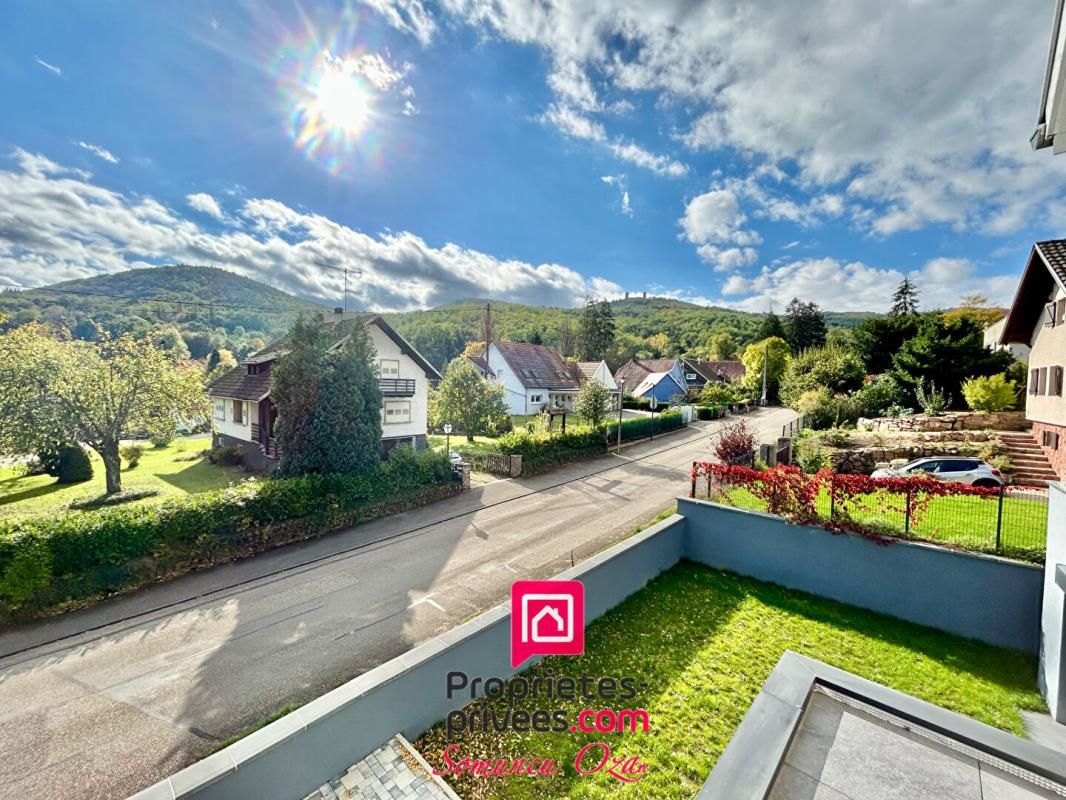 BARR Maison d'Exception à Barr -Vue sur le Château du Haut-Andlau 1