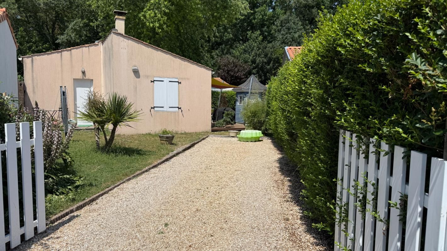 LA JARNE Maison plain-pied 36m2 / Parc résidentiel 2