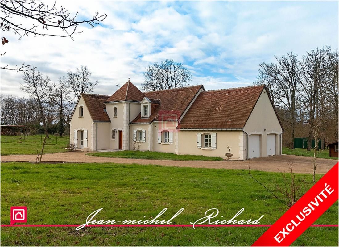 ROMORANTIN-LANTHENAY Maison Romorantin Lanthenay 6 pièce(s) 240 m2 1