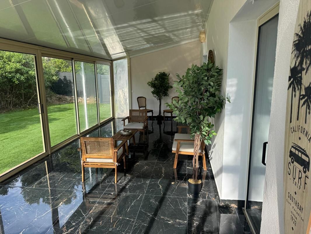 CARQUEIRANNE Carqueiranne Maison T4 - 145 m2 sur un terrain de 800m² avec piscine 4