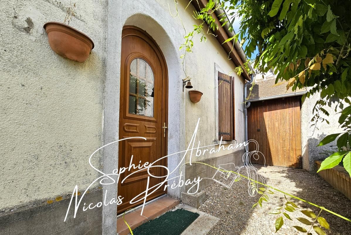 Maison en pierres à la campagne, 4 chambres avec cour et jardin