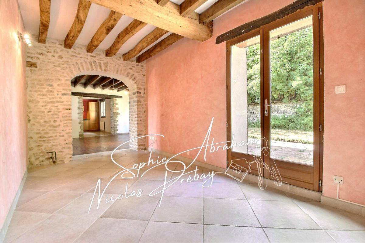 ANGERVILLE Maison en pierres à la campagne, 4 chambres avec cour et jardin 4