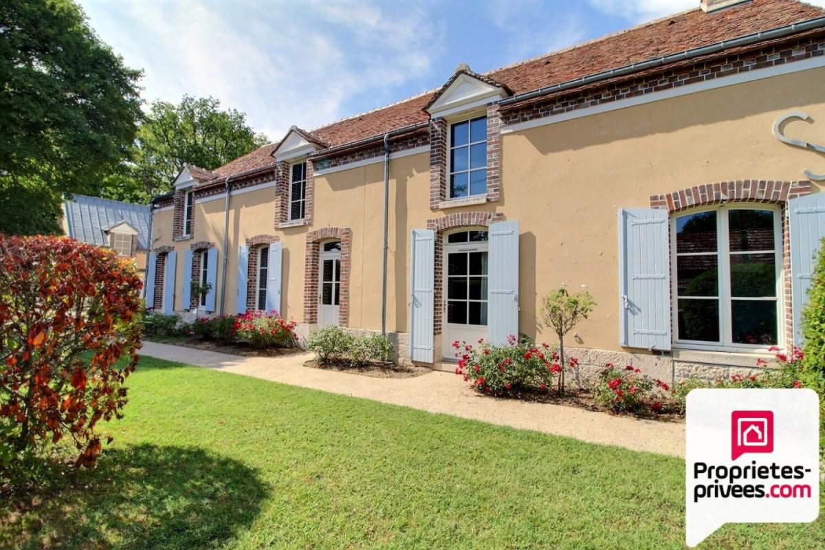 AMILLY A Vendre - SUPERBE LONGERE GATINAISE de 200 m2 à 1h de PARIS Gare de BERCY 1