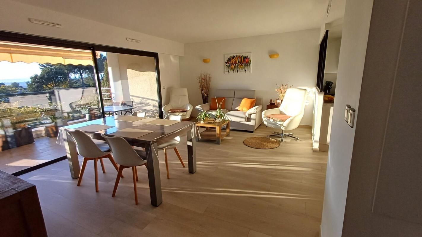 SAINT-RAPHAEL APPARTEMENT 3 PIECES 1